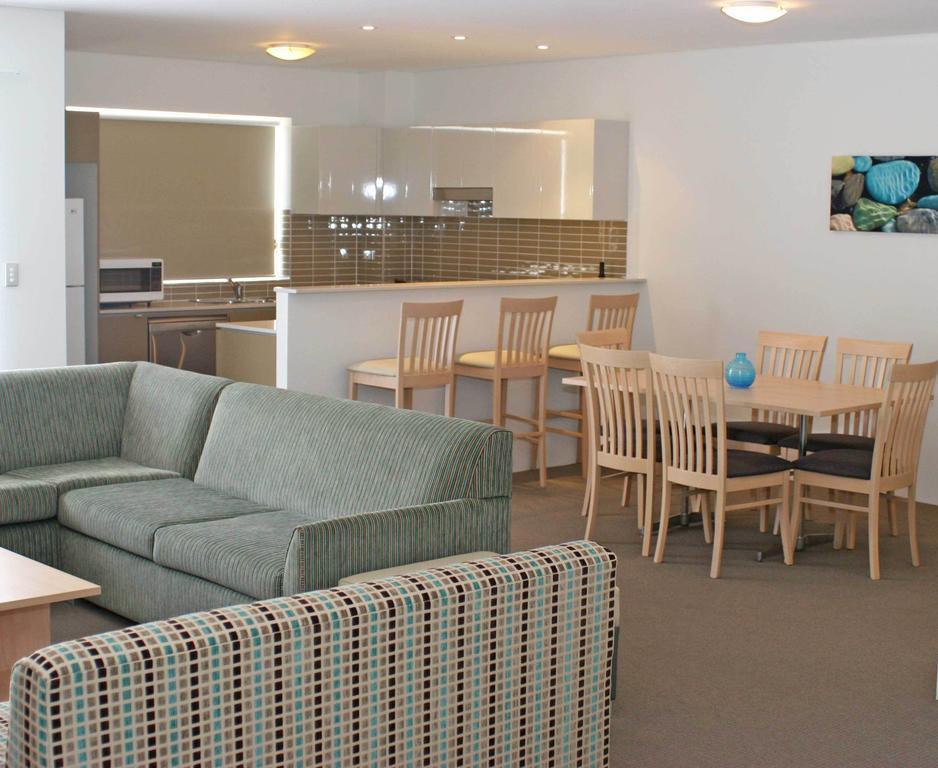 Quality Suites Pioneer Sands Wollongong Extérieur photo