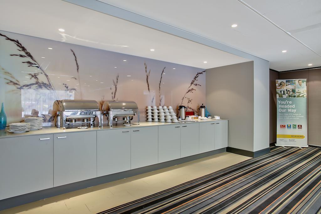 Quality Suites Pioneer Sands Wollongong Extérieur photo
