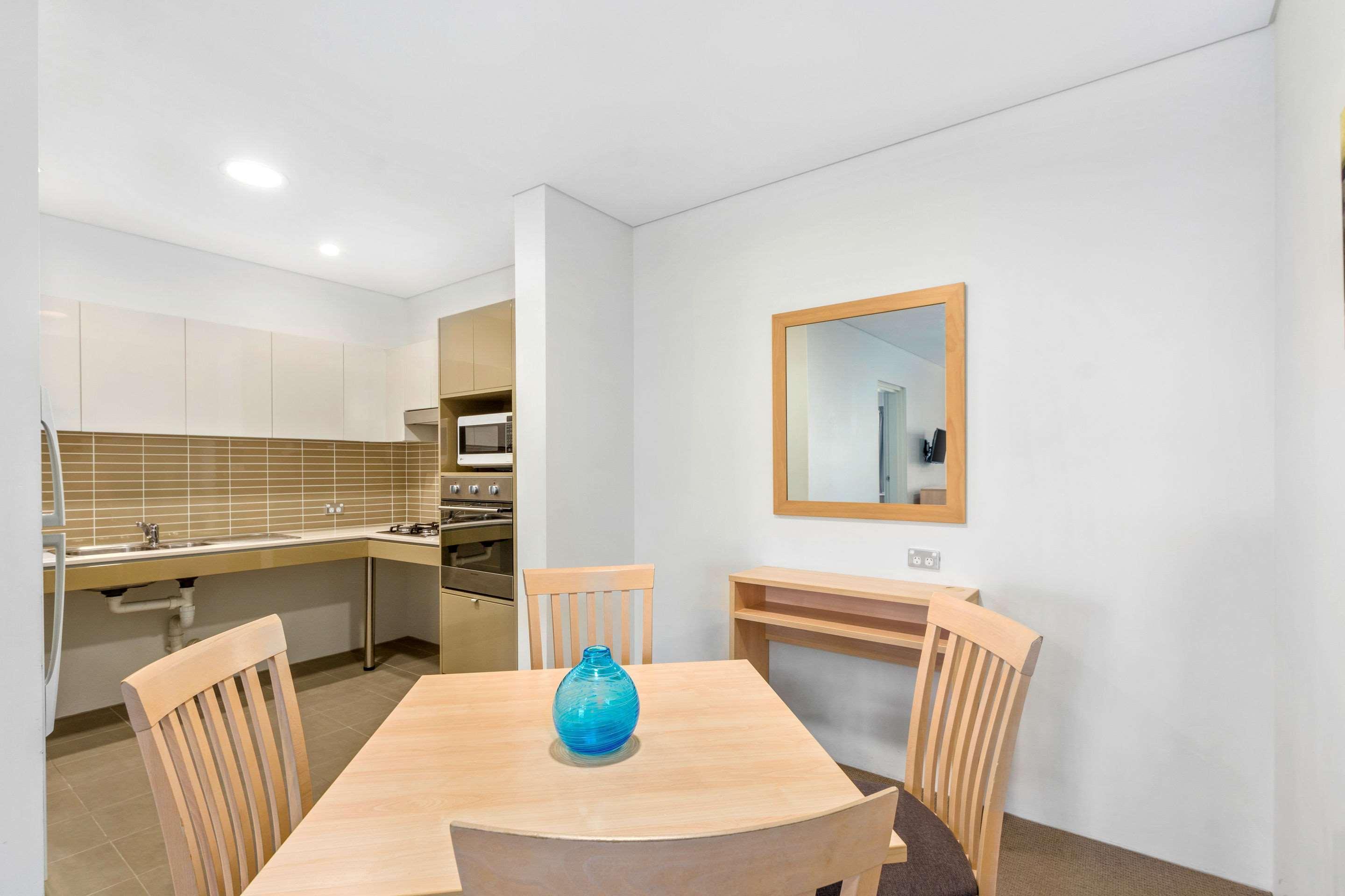 Quality Suites Pioneer Sands Wollongong Extérieur photo