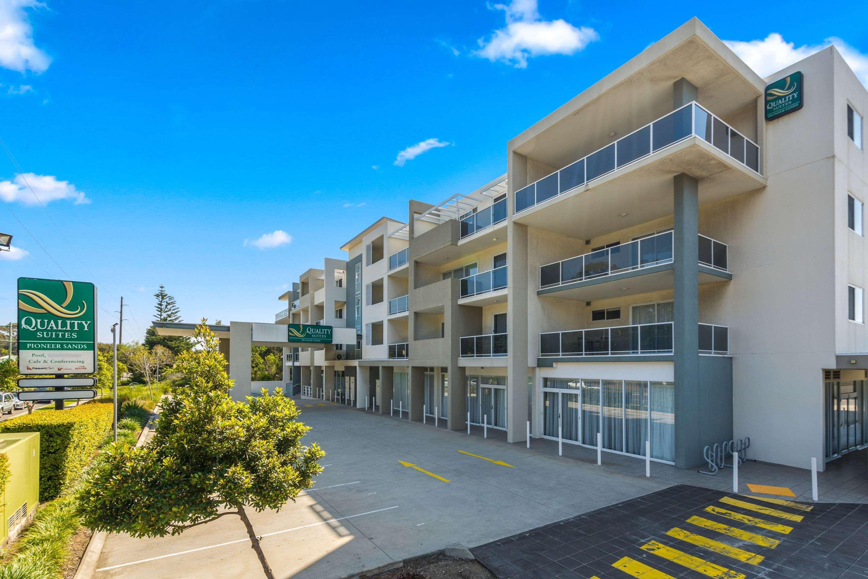 Quality Suites Pioneer Sands Wollongong Extérieur photo