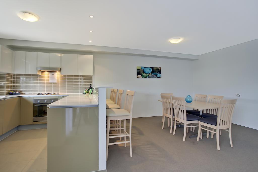 Quality Suites Pioneer Sands Wollongong Extérieur photo