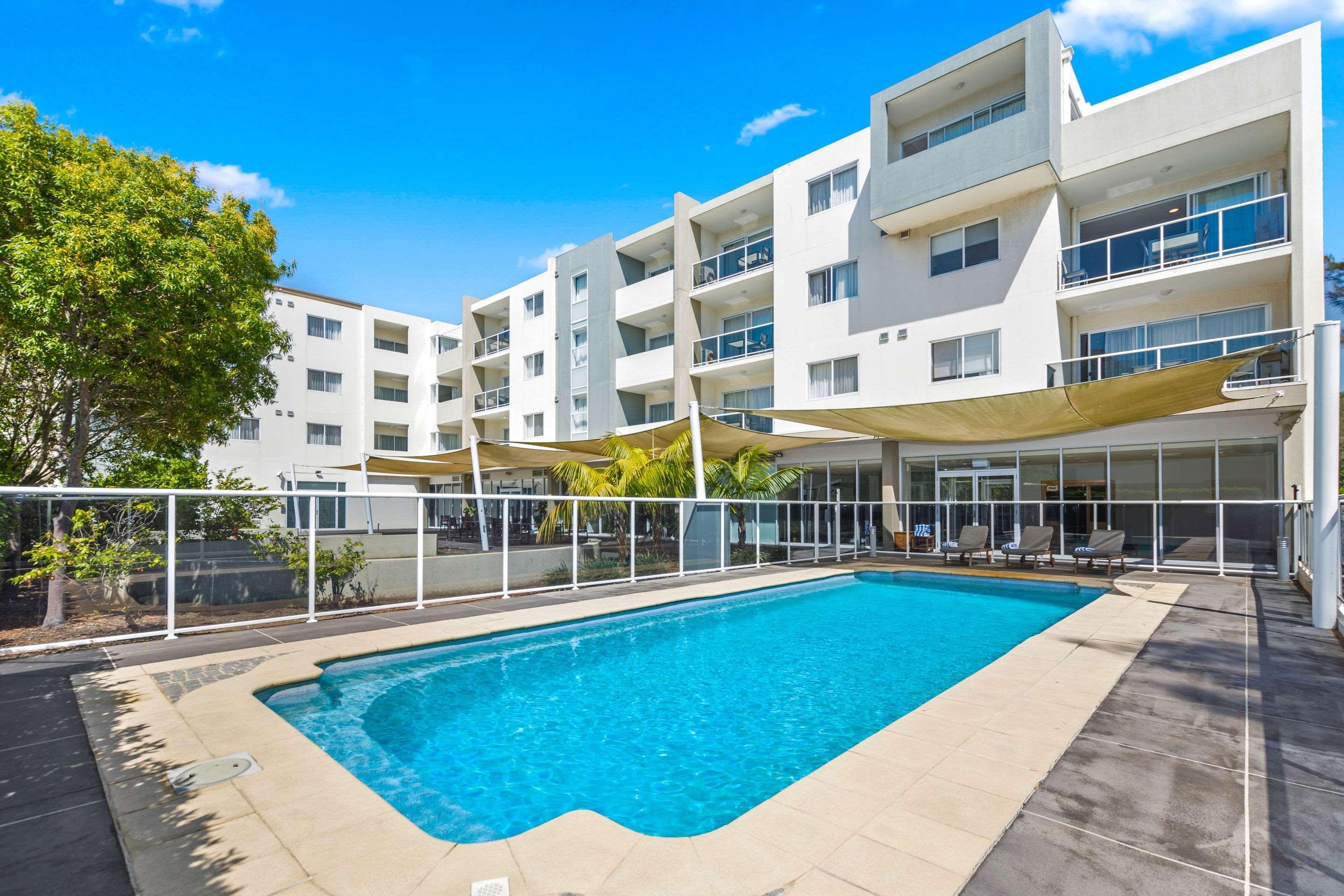 Quality Suites Pioneer Sands Wollongong Extérieur photo