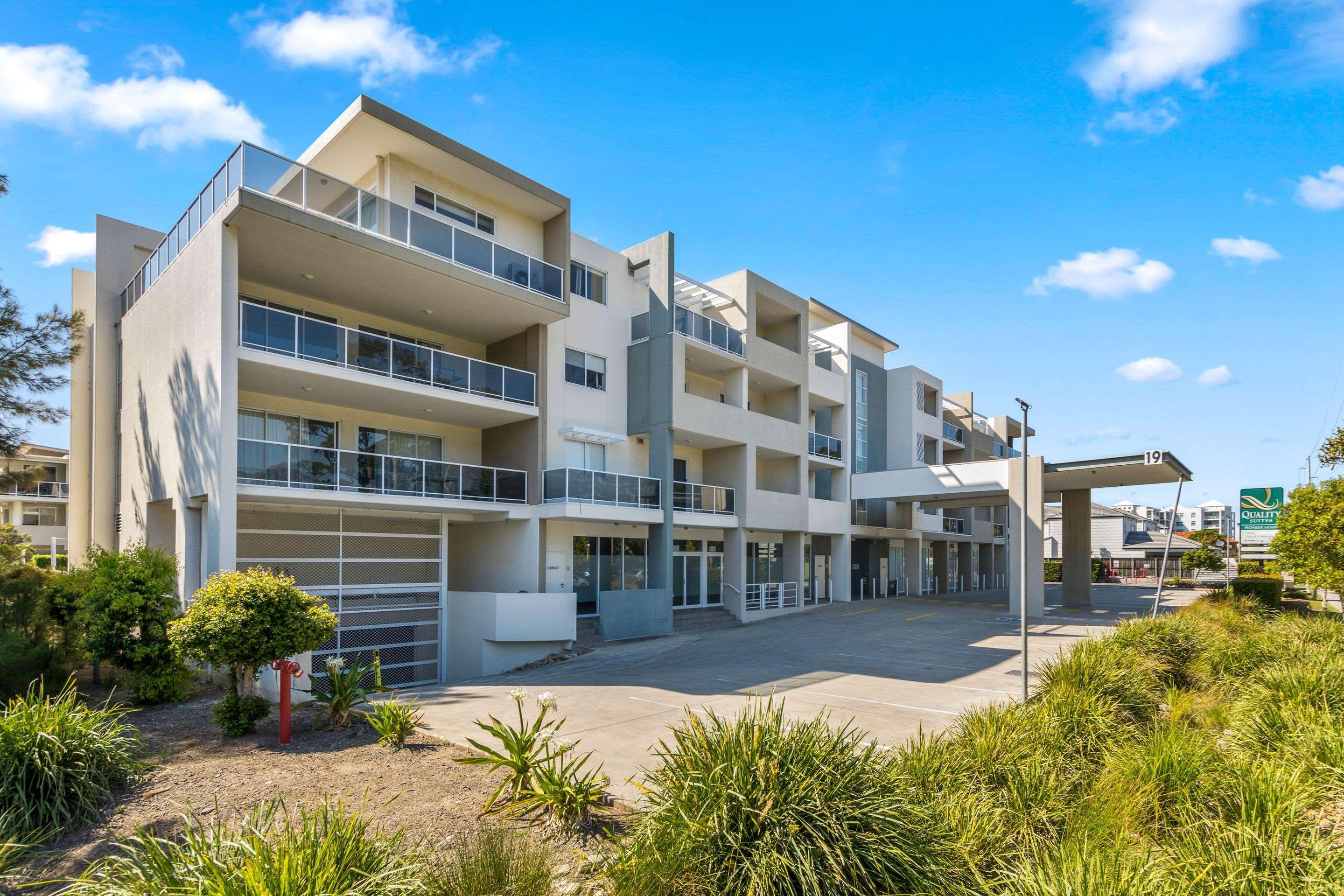 Quality Suites Pioneer Sands Wollongong Extérieur photo