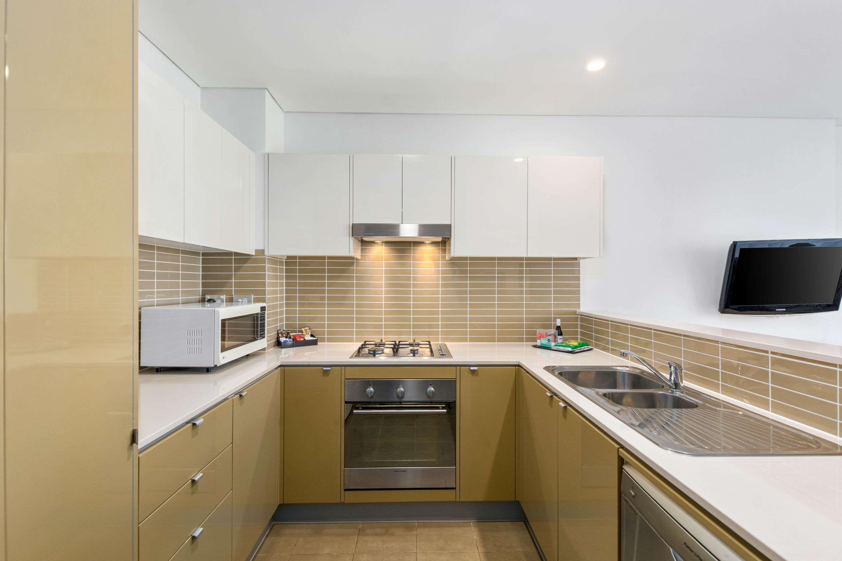 Quality Suites Pioneer Sands Wollongong Extérieur photo