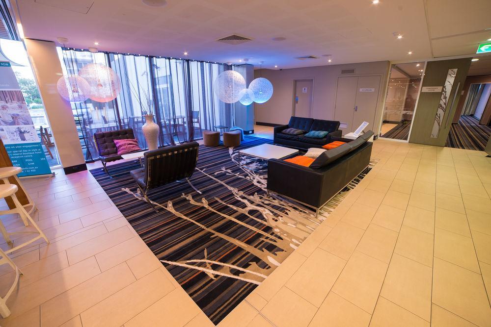 Quality Suites Pioneer Sands Wollongong Extérieur photo