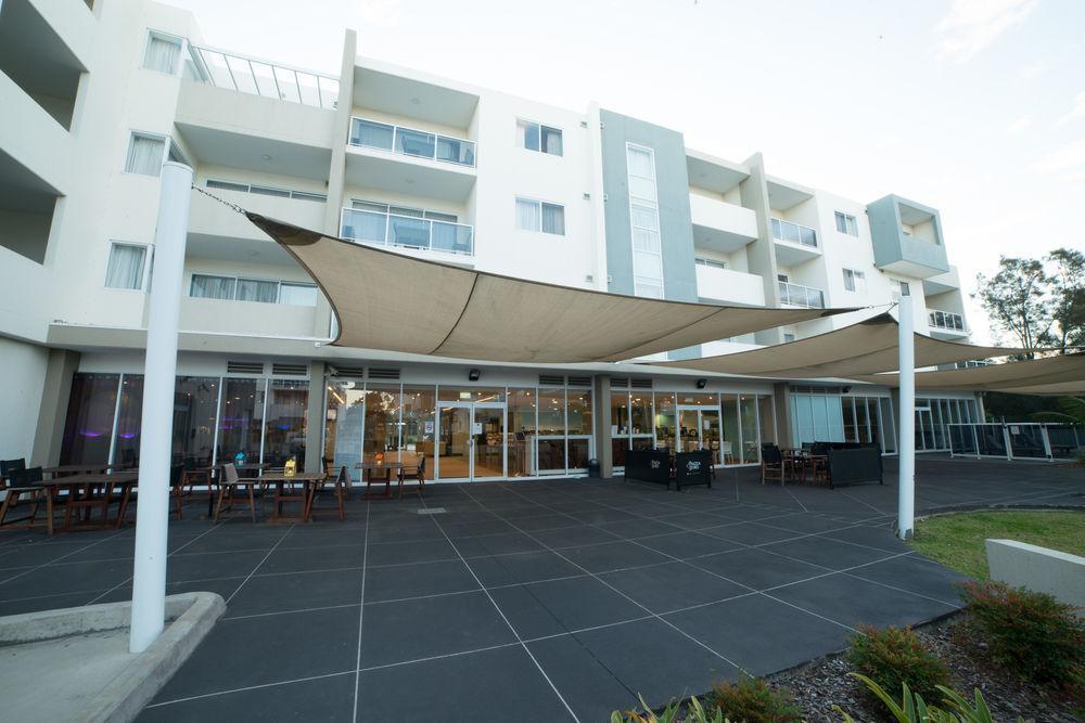 Quality Suites Pioneer Sands Wollongong Extérieur photo