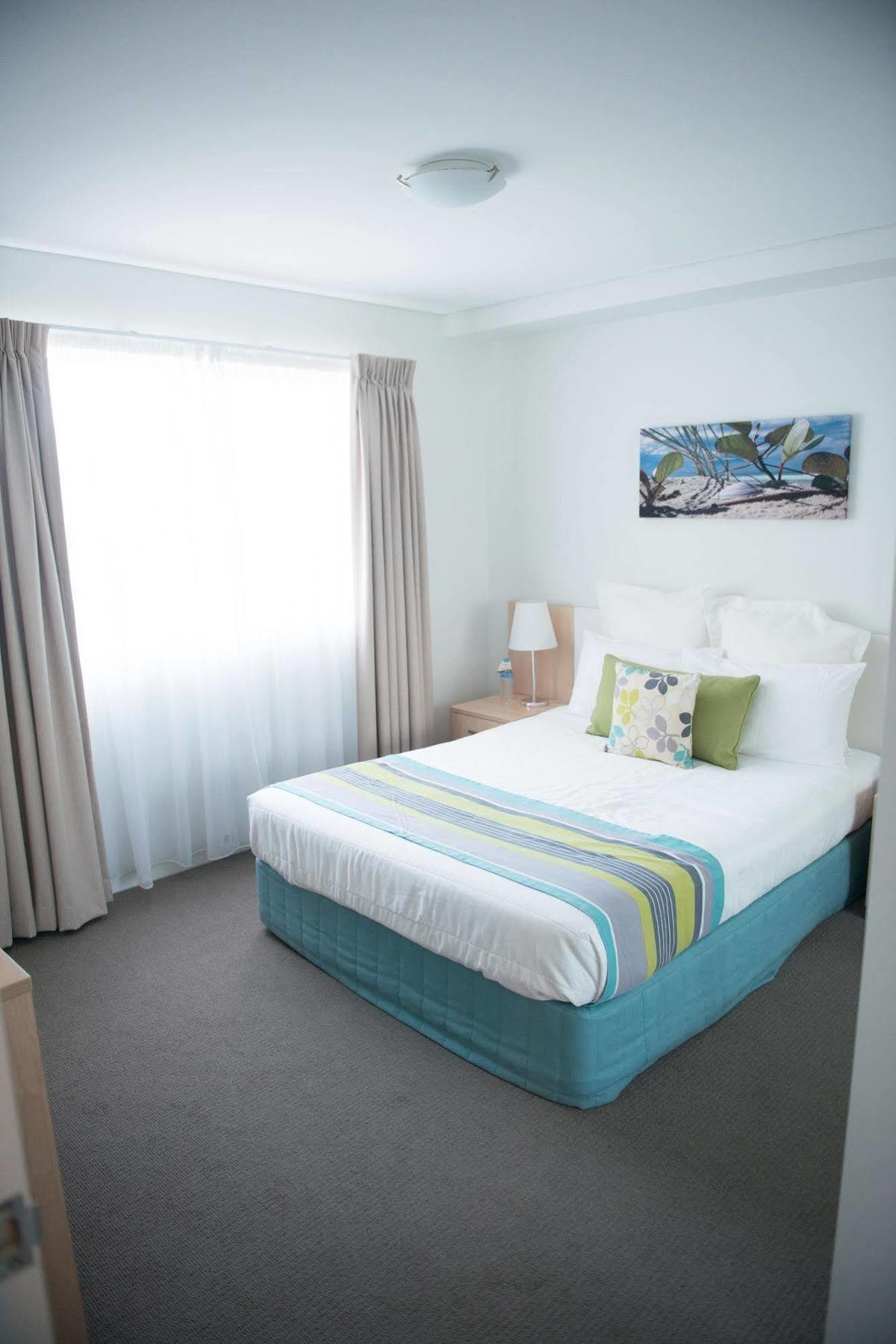 Quality Suites Pioneer Sands Wollongong Extérieur photo